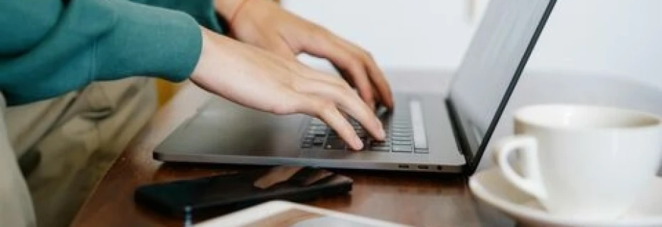 typing-data-context-writing-and-copy-writing-817096