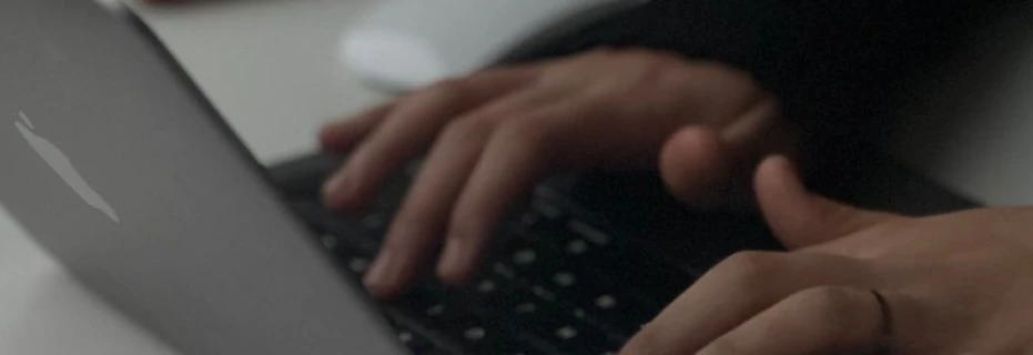 expert-typist-100-pages-daily-rs100-per-page-on-time-delivery