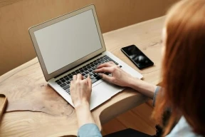 an-excellent-applicant-with-noticeable-typing-speed