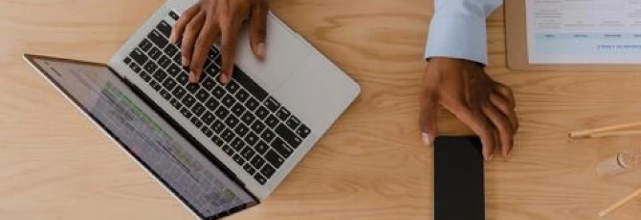 data-entry-dedicated-quick-typing-speed-945423