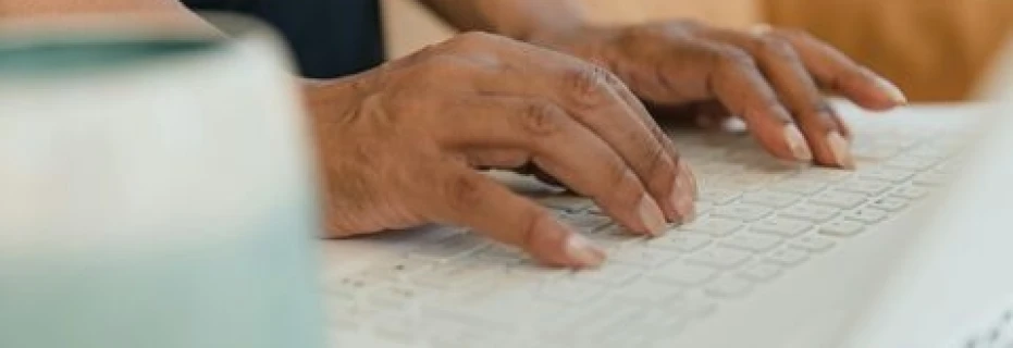 im-a-creative-designer-and-sales-executive-with-eight-years-experience-in-the-media-and-advertising-industry