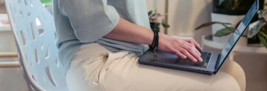 title-looking-to-be-hired-as-your-personal-assistant-worker-at-any-cost-24-hour-working-human