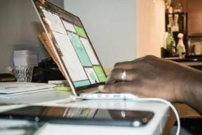 i-will-be-your-best-online-teacher-who-will-help-you-in-your-study-641446