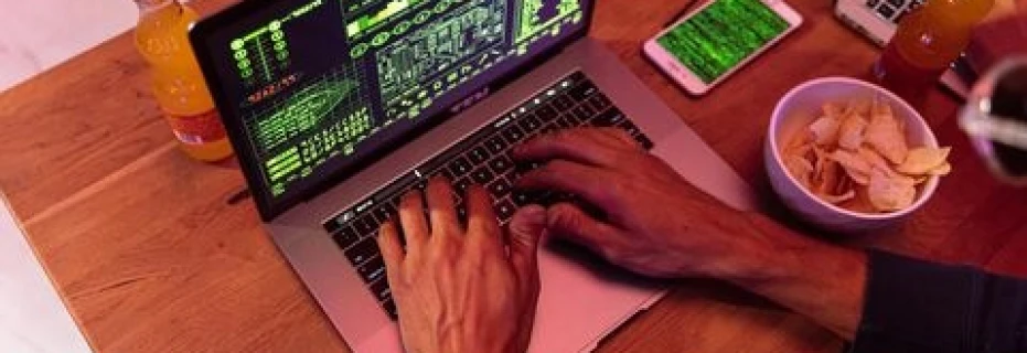 swift-and-accurate-typist-for-data-entry-and-document-work