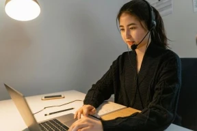 doing-some-typing-jobs-for-extra-money-to-graduate-college