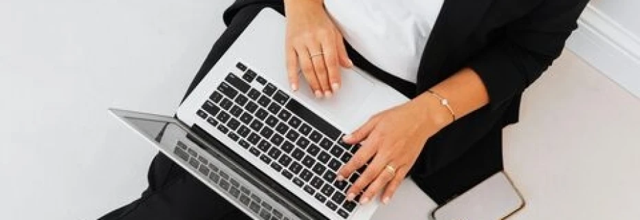 a-data-entry-professional-with-dedication-and-excellent-typing-speed-645802