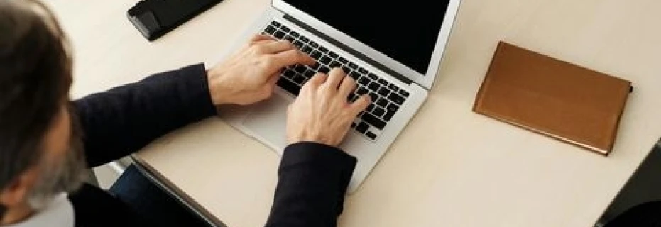 typing-data-entry-typing-612801